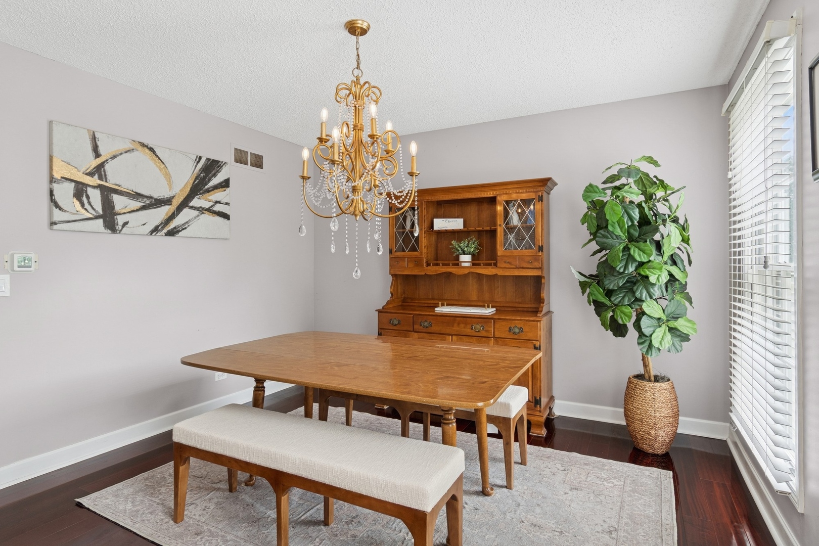 2212 Rosehill Court, Naperville, IL 60565