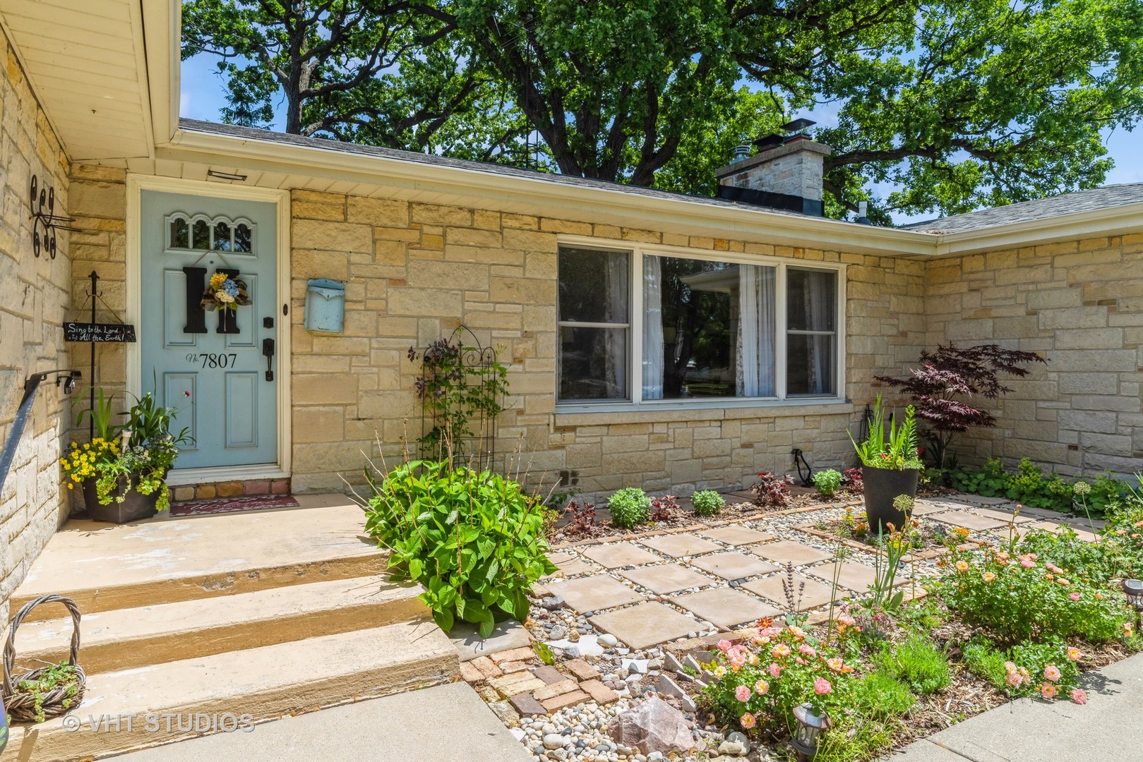 7807 Pershing Boulevard, Kenosha, WI 53142