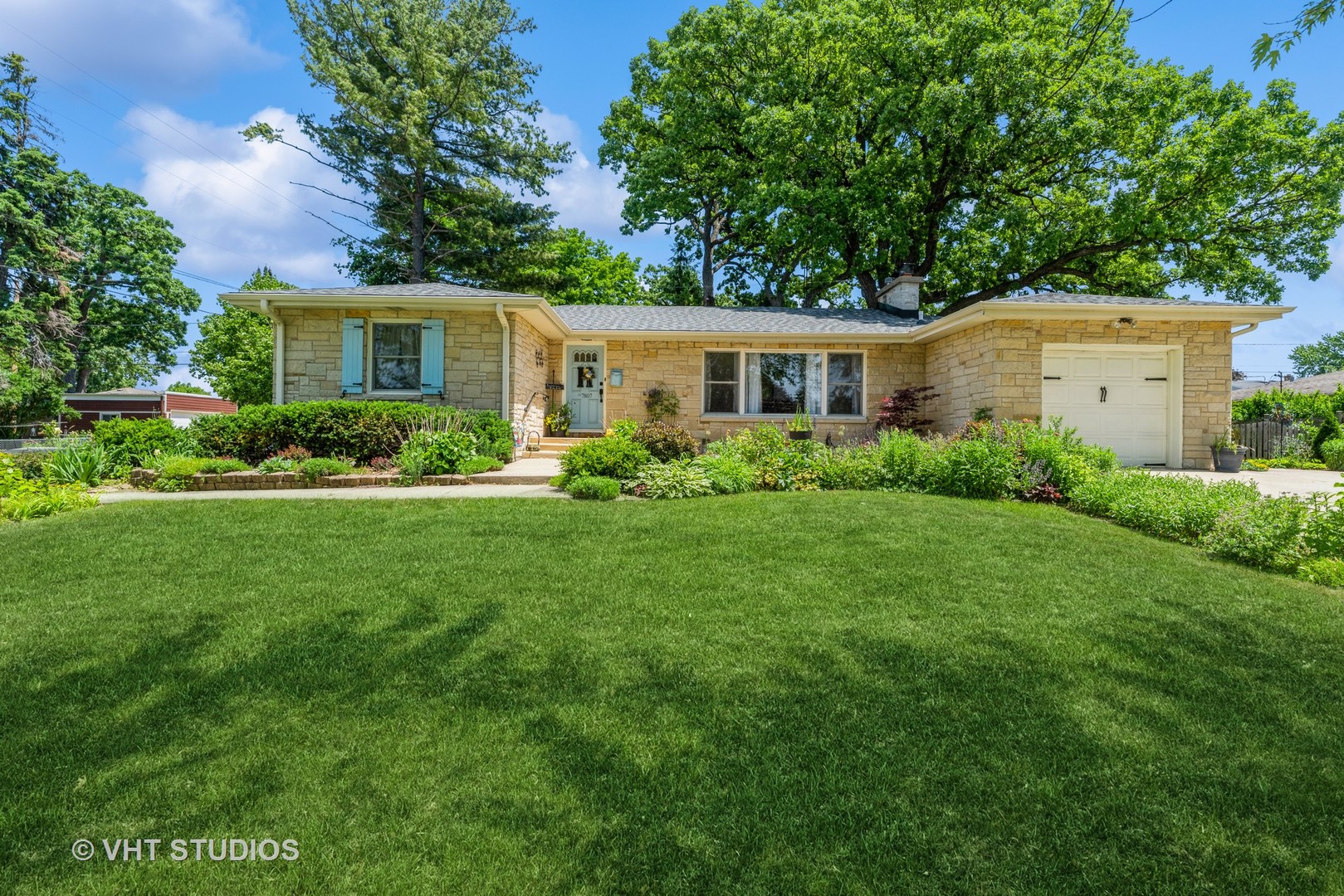 7807 Pershing Boulevard, Kenosha, WI 53142