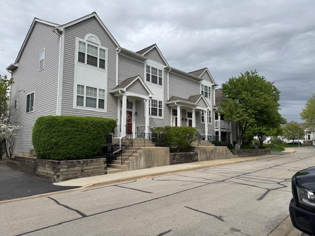 2834 Shelly Lane, Aurora, IL 60504