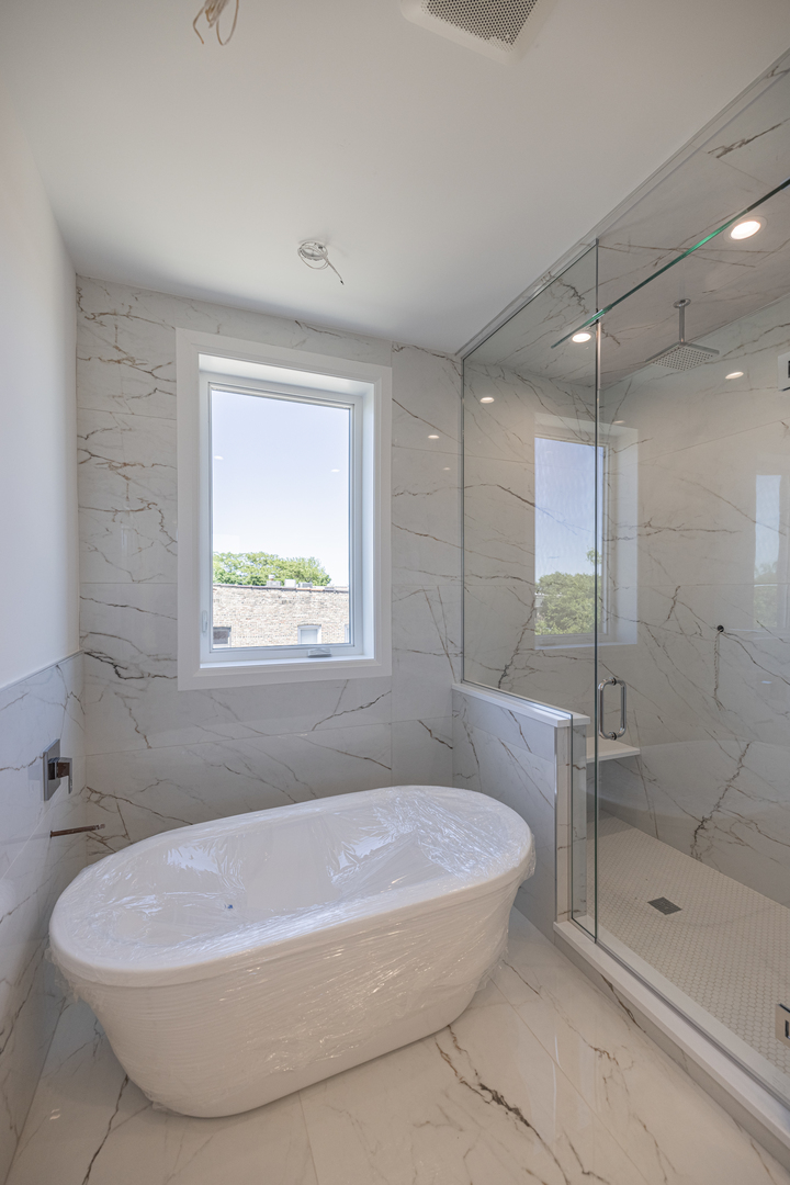 1016 N Hermitage Avenue #1, Chicago, IL 60622
