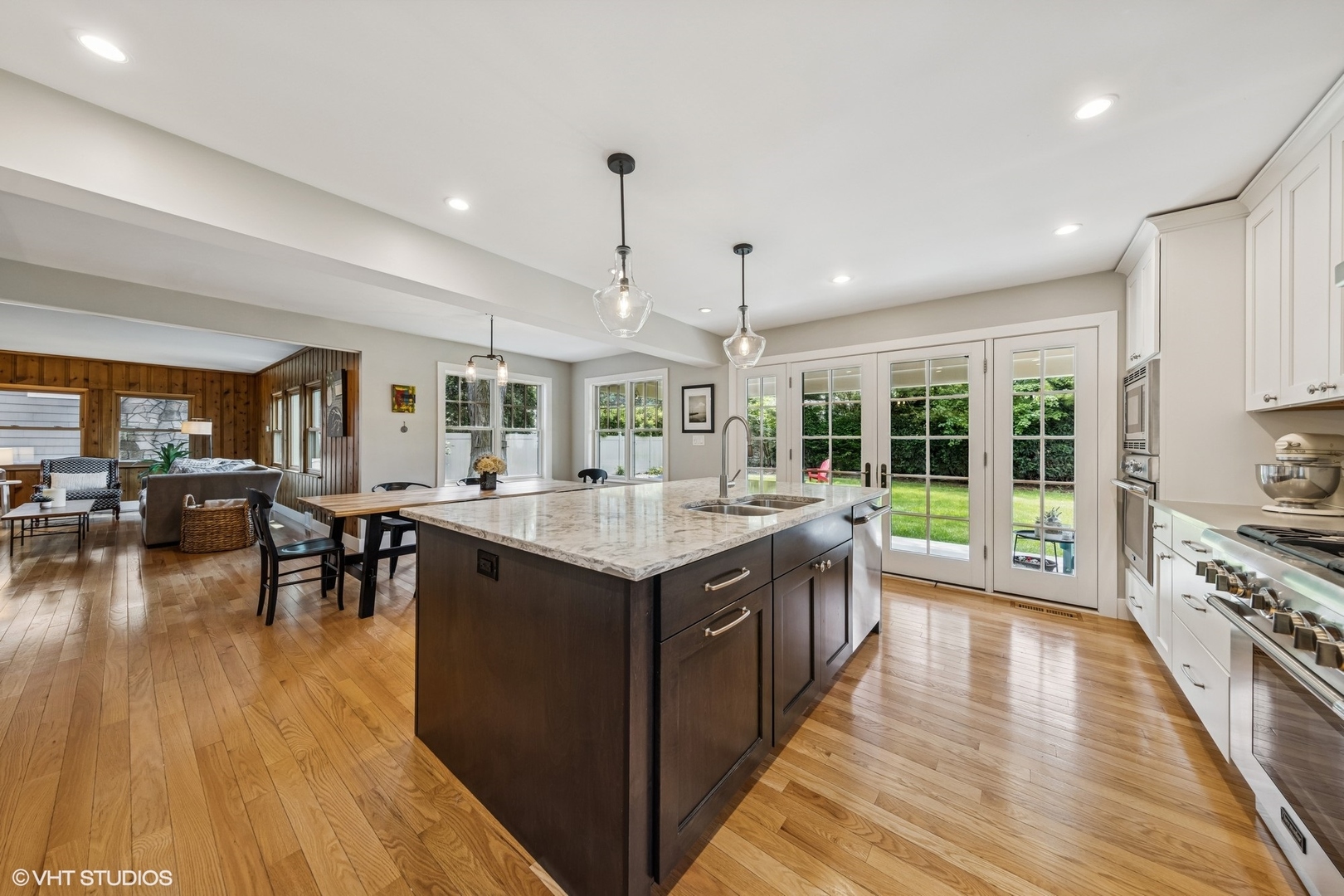530 Sunset Avenue, La Grange, IL 60525