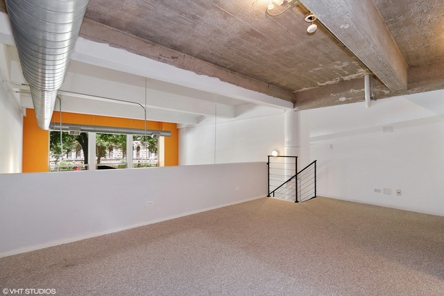 2000 S Michigan Avenue #104, Chicago, IL 60616