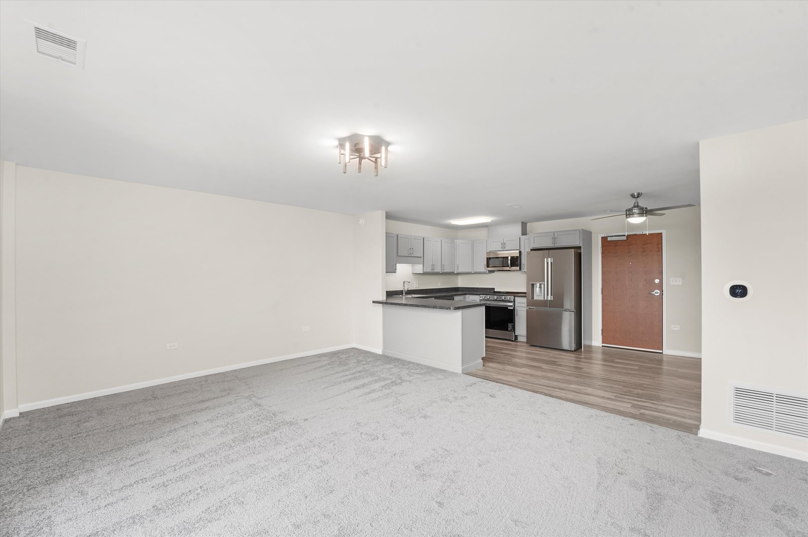 200 Park Avenue #527, Calumet City, IL 60409