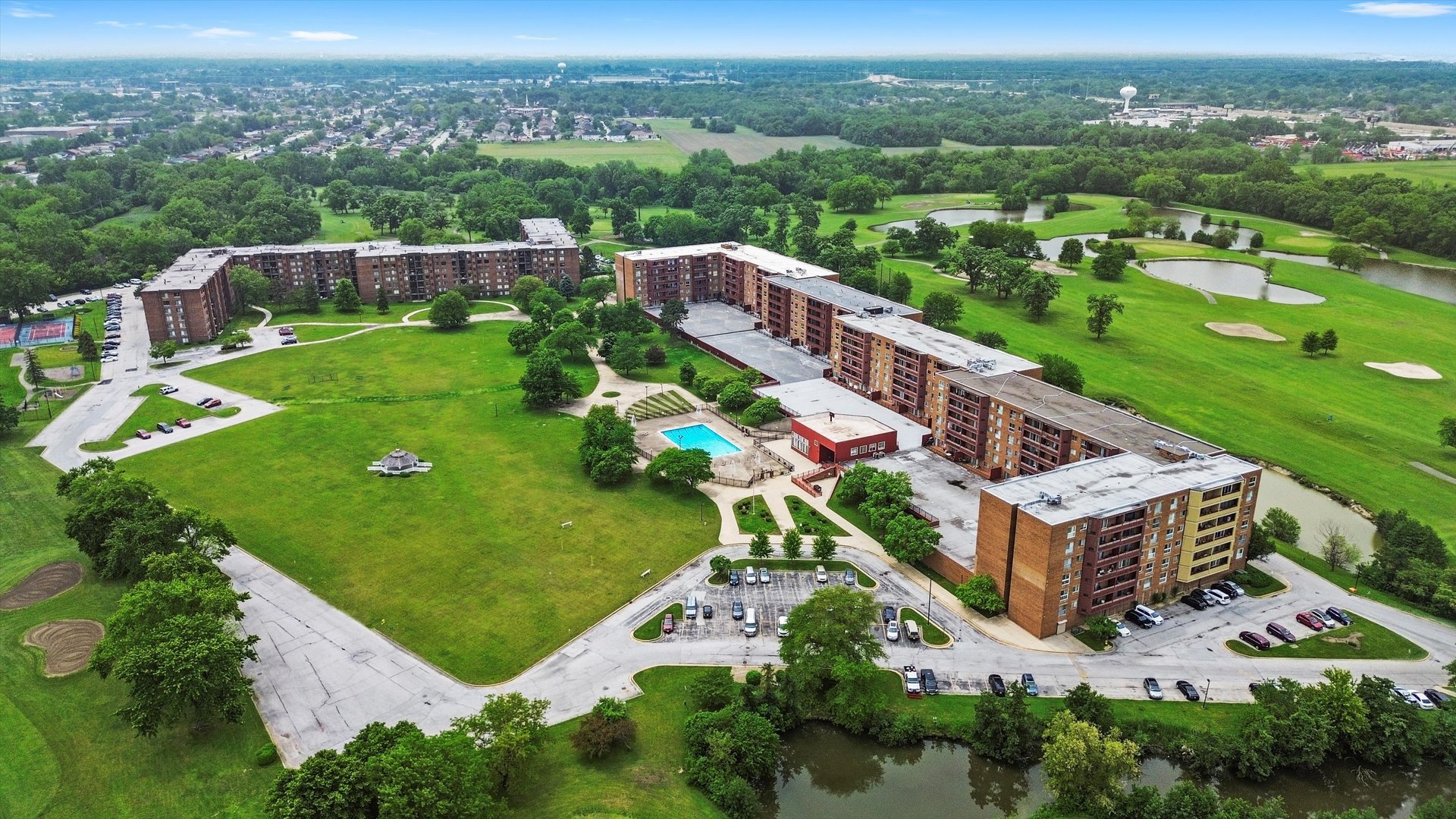 200 Park Avenue #527, Calumet City, IL 60409