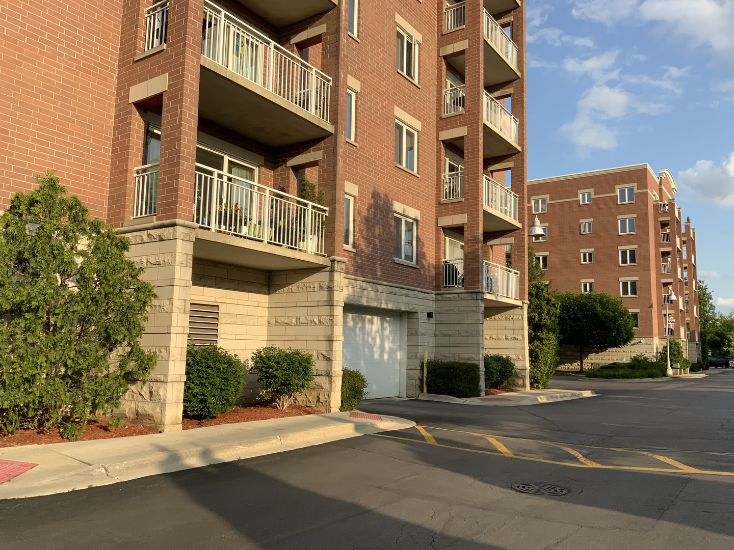 6560 W Diversey Avenue #417, Chicago, IL 60707