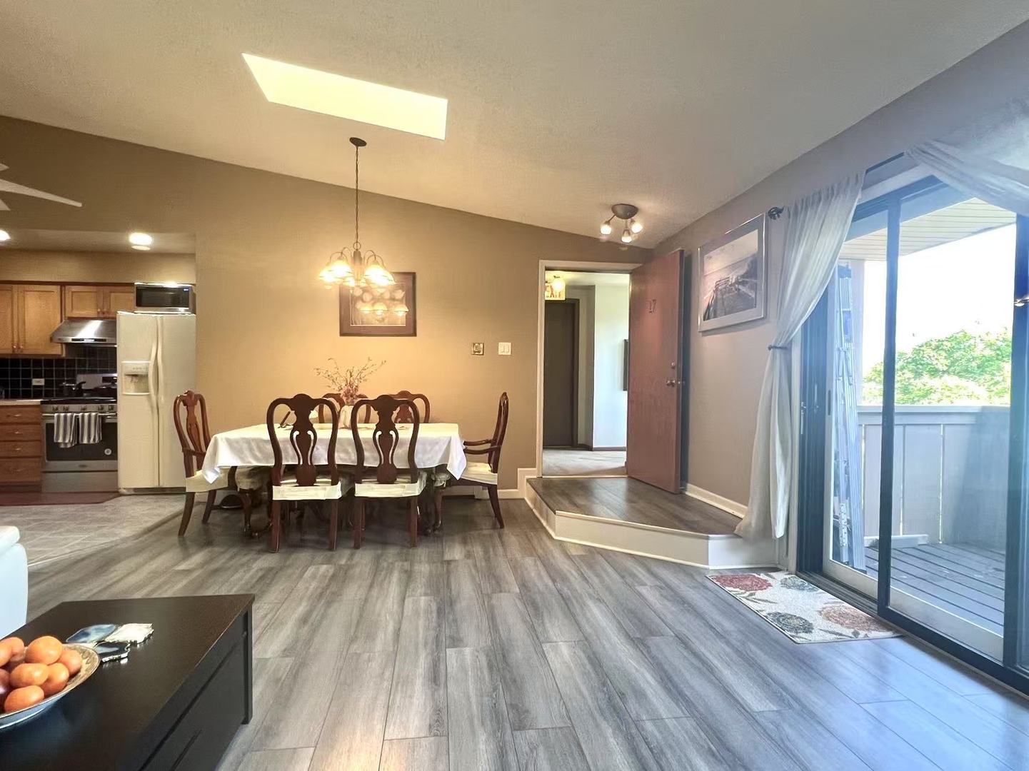 11 ECHO Court #17, Vernon Hills, IL 60061