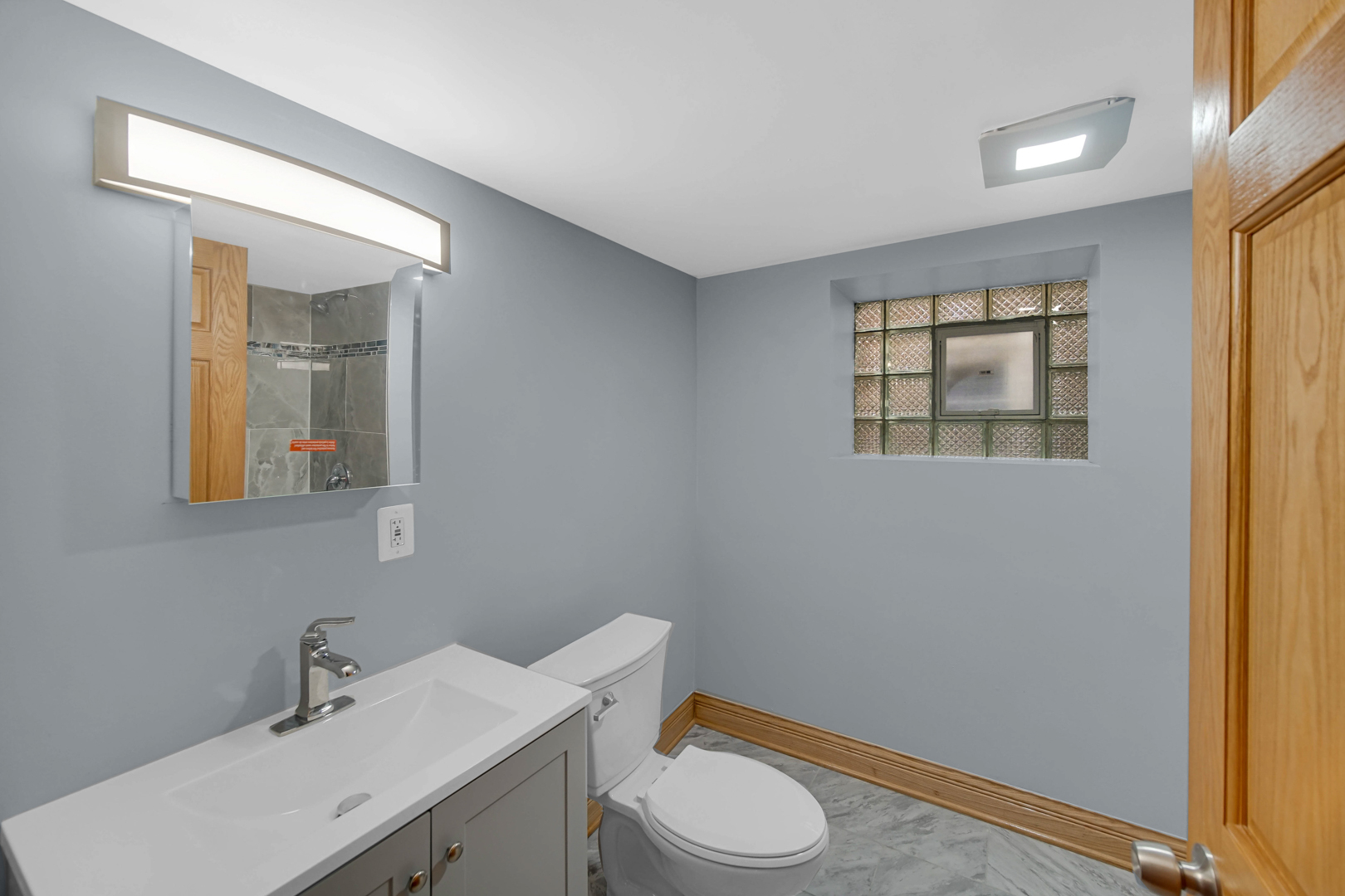 1515 E 85th Street, Chicago, IL 60619