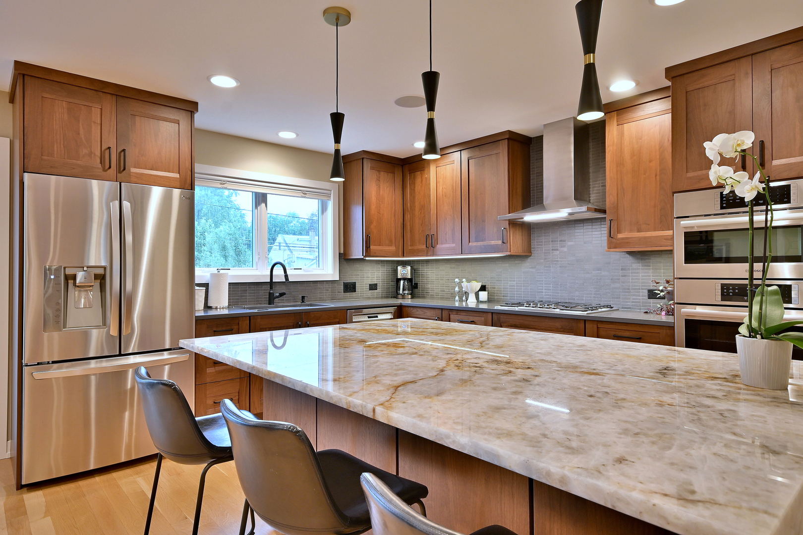 717 S Washington Street, Elmhurst, IL 60126