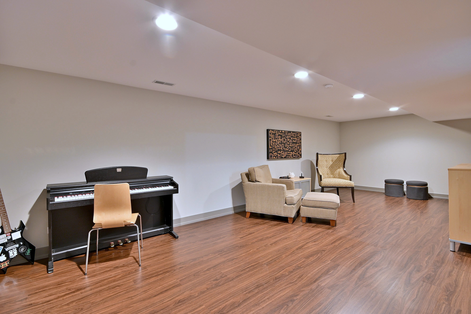717 S Washington Street, Elmhurst, IL 60126