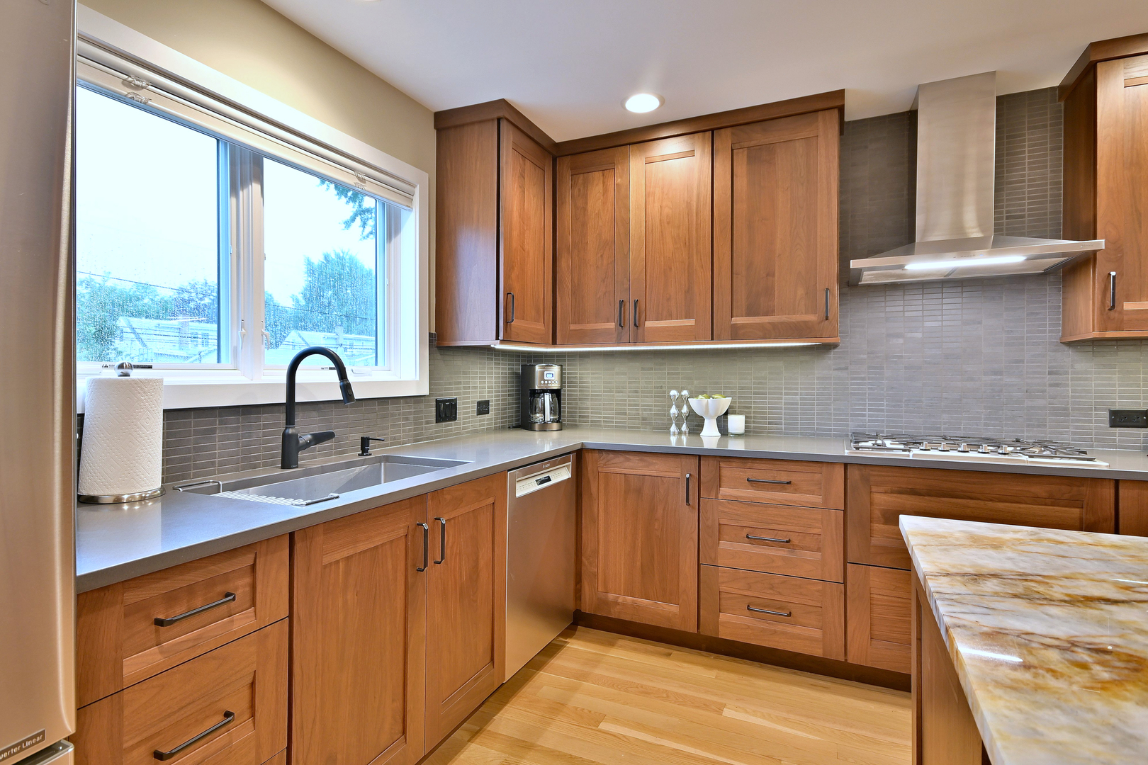 717 S Washington Street, Elmhurst, IL 60126