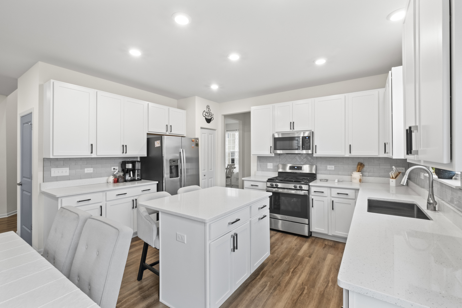 1307 Sage Circle, Joliet, IL 60431