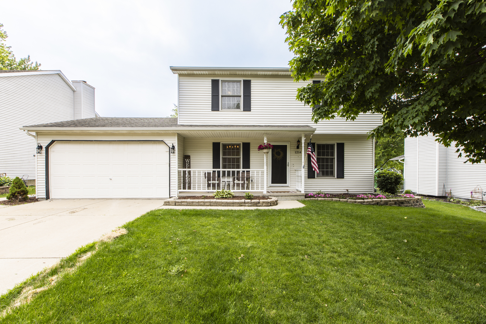 1214 Challis Drive, Bloomington, IL 61704