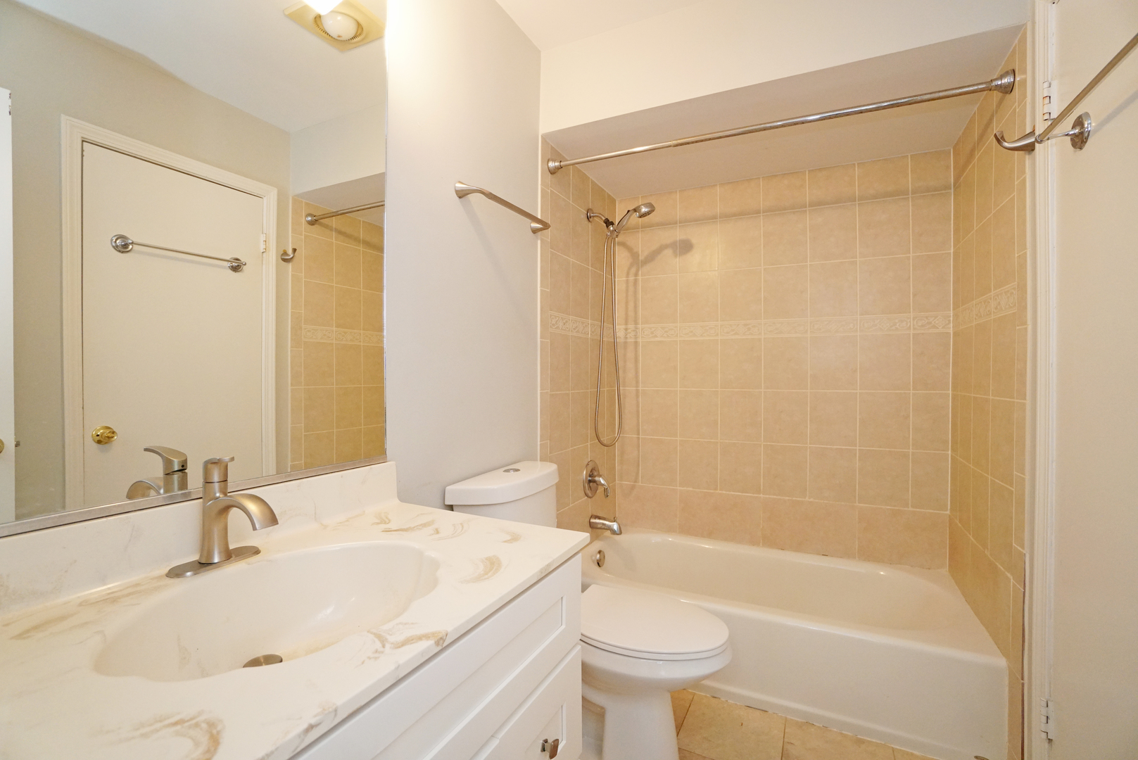 1164 Inverrary Lane, Deerfield, IL 60015