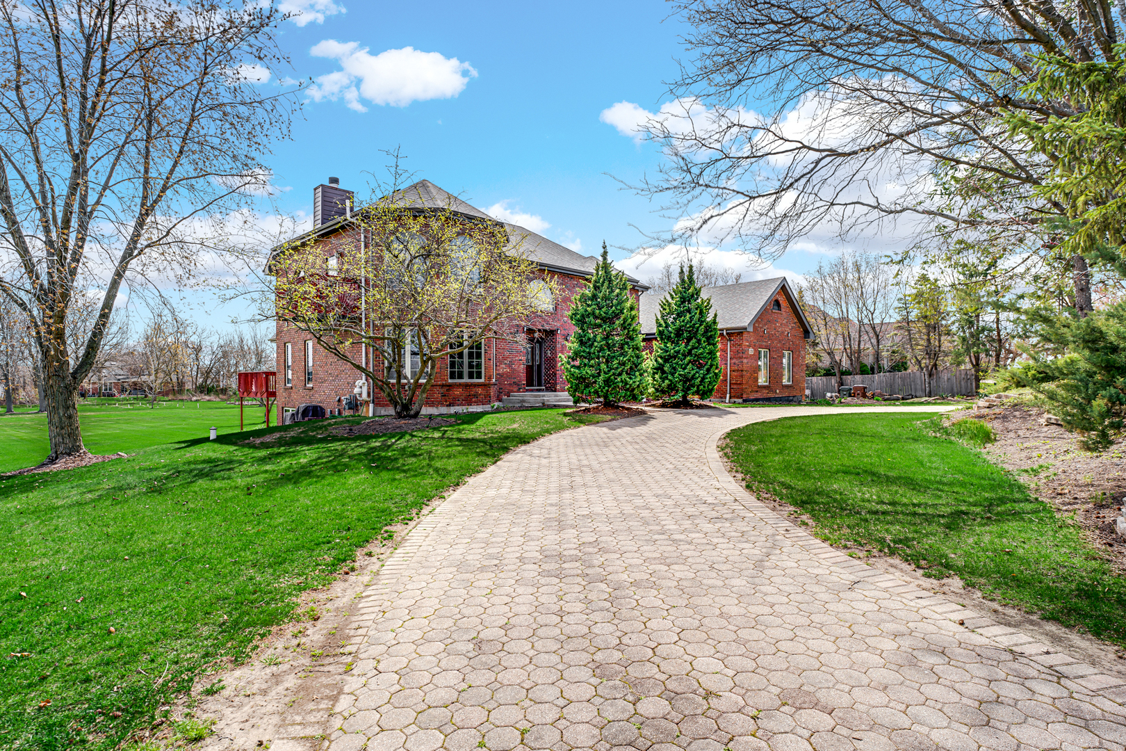 15425 W Wheatstone Drive, Homer Glen, IL 60491