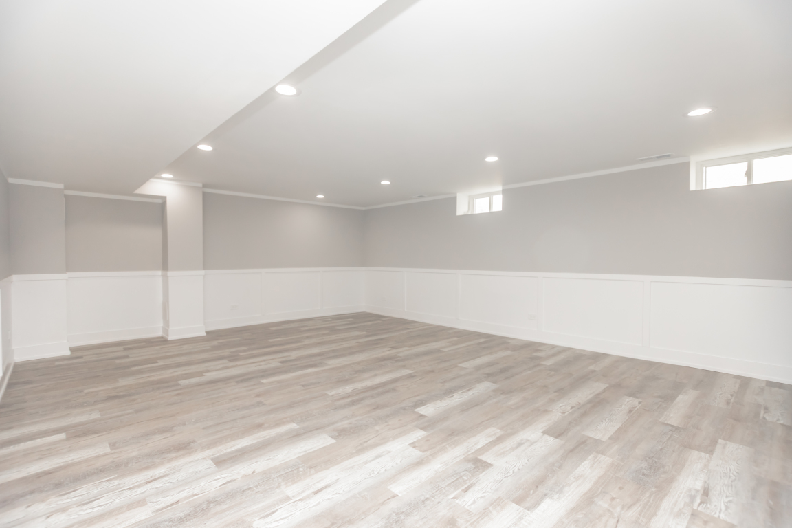 9553 S Perry Avenue, Chicago, IL 60628