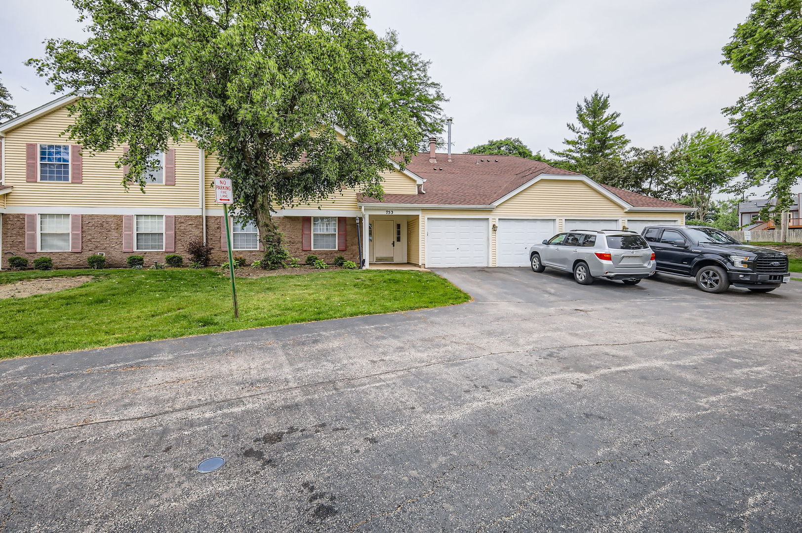 753 CANDLERIDGE Court #D1, Bartlett, IL 60103