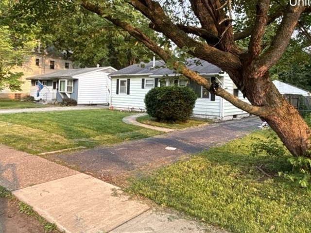 524 W Fayette Avenue, Springfield, IL 62704