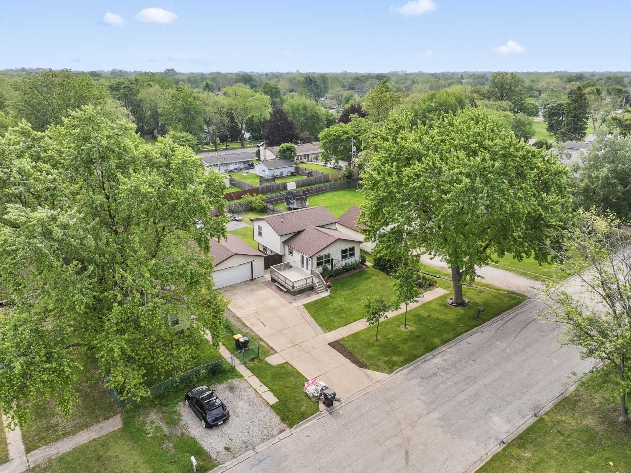 1813 Galilee Avenue, Zion, IL 60099
