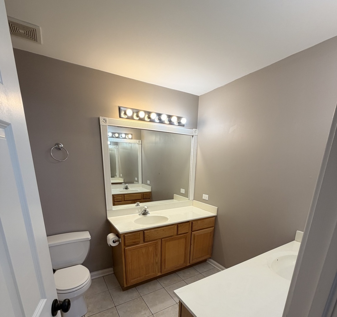 20 Lily Court, Bolingbrook, IL 60440