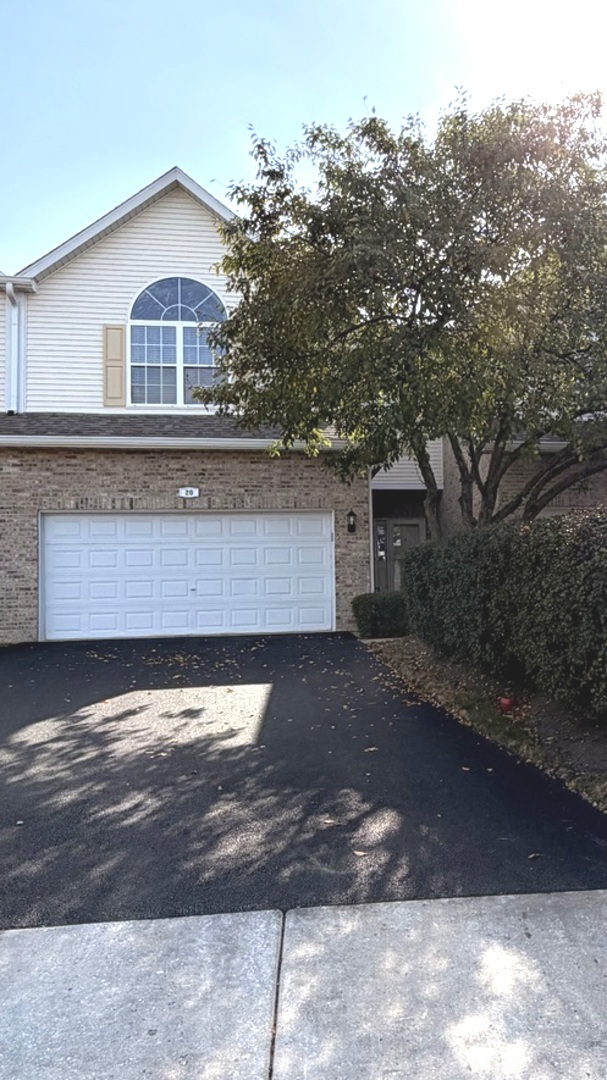 20 Lily Court, Bolingbrook, IL 60440
