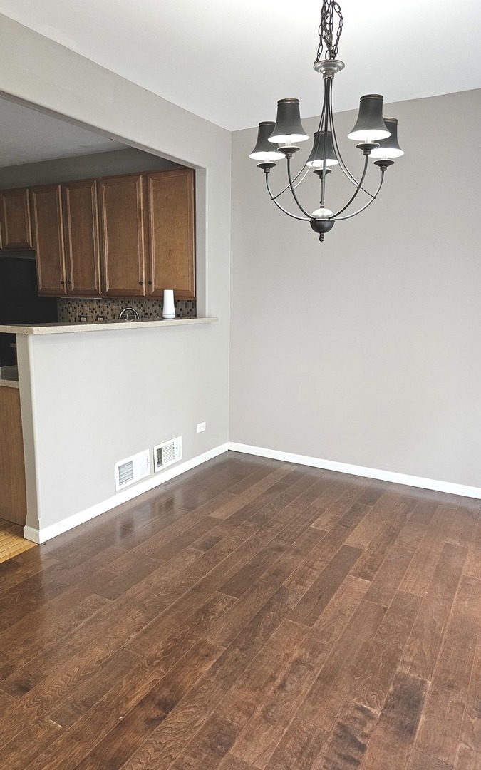 20 Lily Court, Bolingbrook, IL 60440