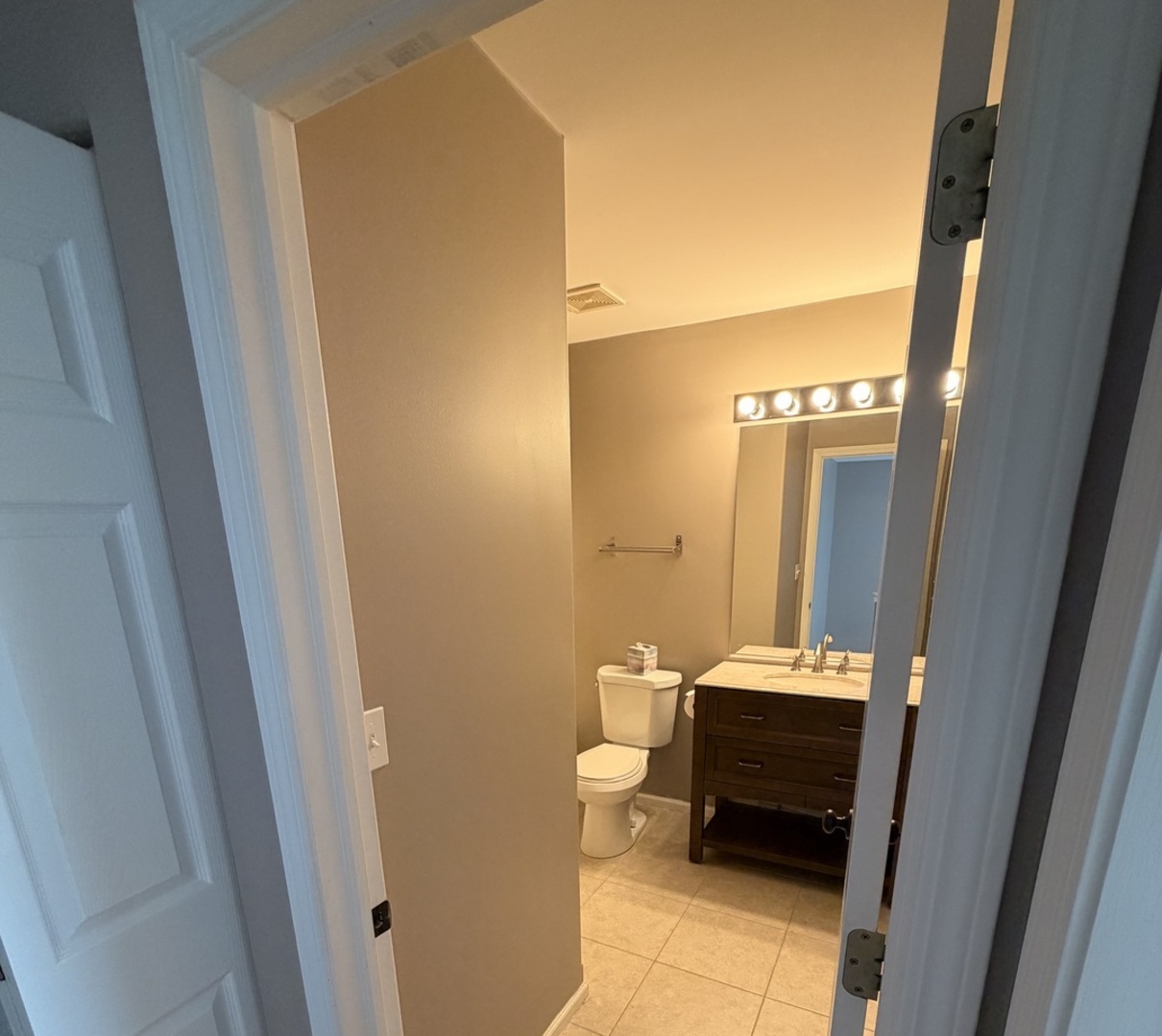 20 Lily Court, Bolingbrook, IL 60440