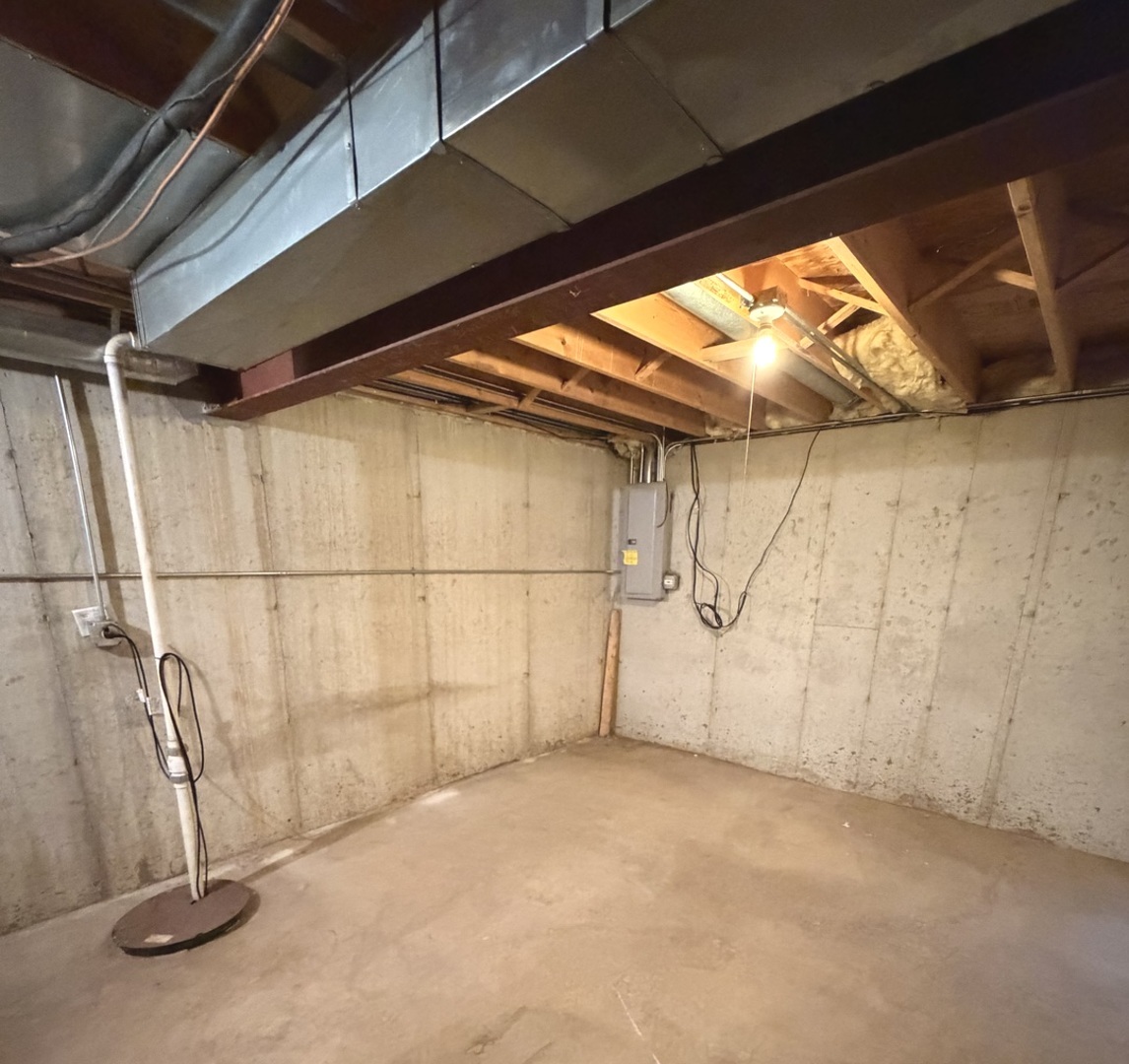 20 Lily Court, Bolingbrook, IL 60440