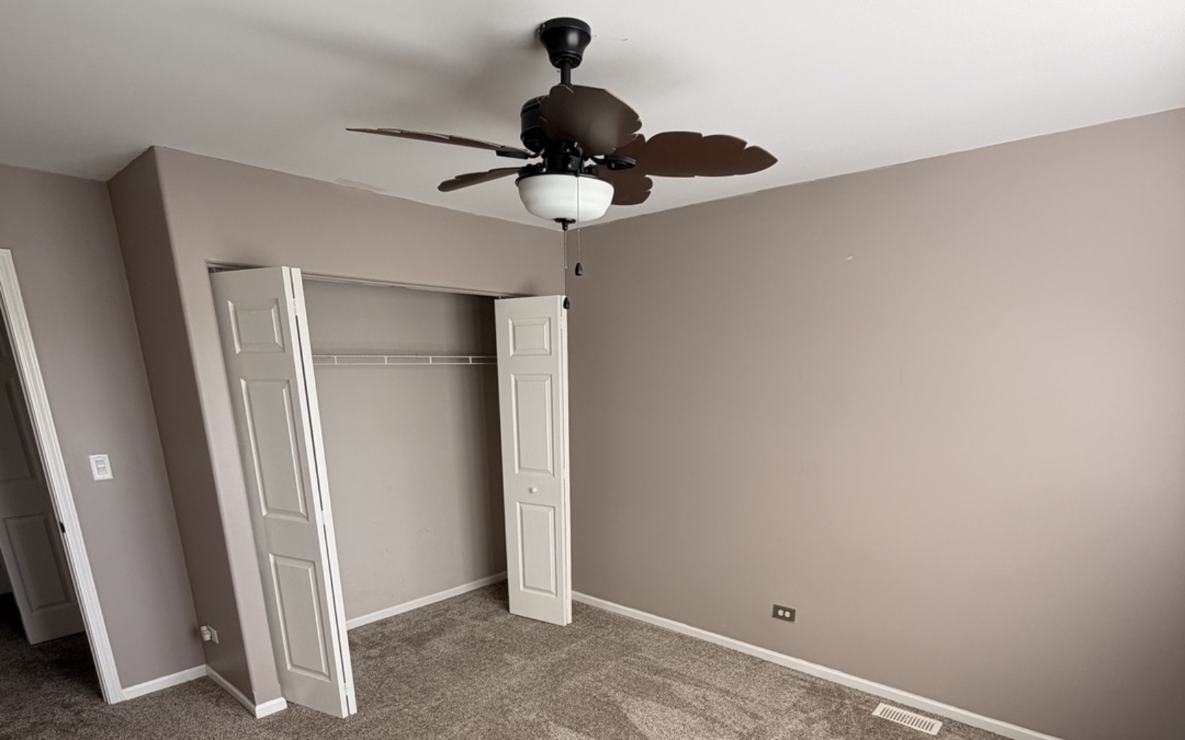 20 Lily Court, Bolingbrook, IL 60440