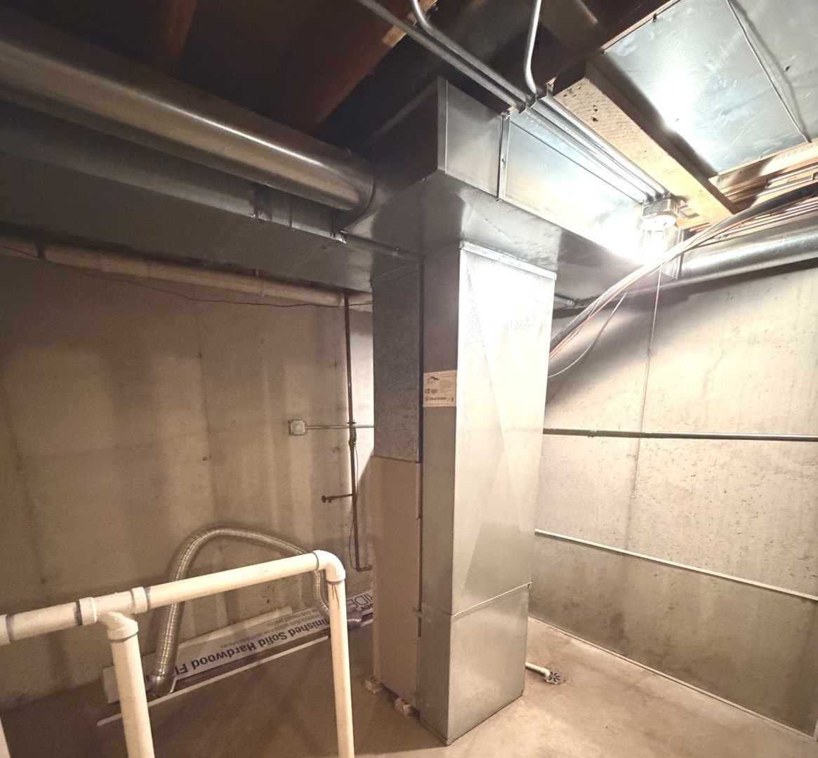 20 Lily Court, Bolingbrook, IL 60440