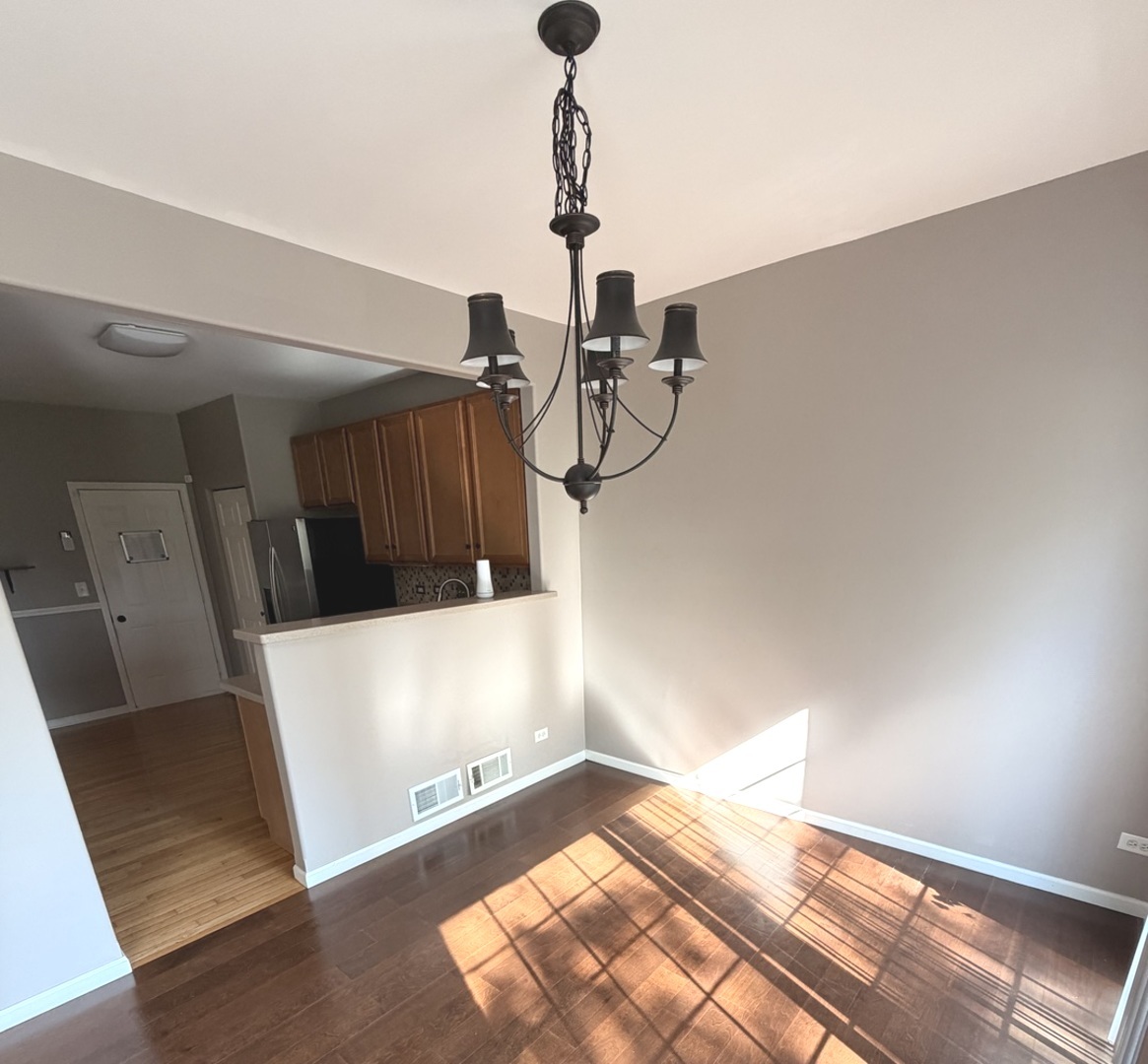 20 Lily Court, Bolingbrook, IL 60440