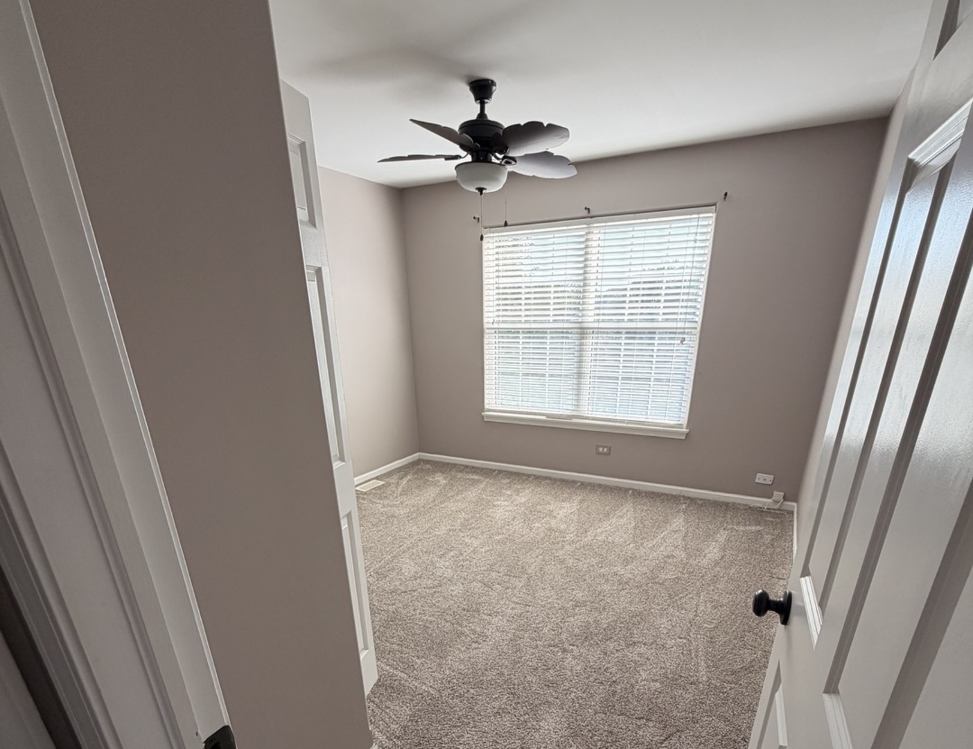 20 Lily Court, Bolingbrook, IL 60440