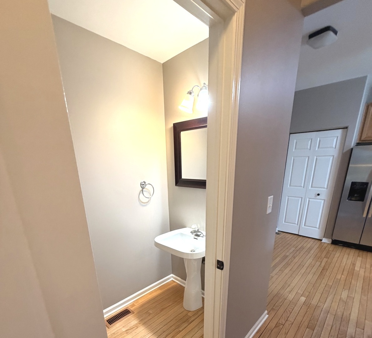 20 Lily Court, Bolingbrook, IL 60440