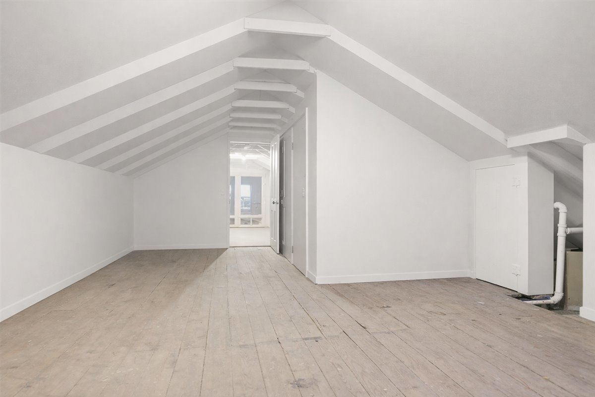 8725 Plattville Road, Newark, IL 60541