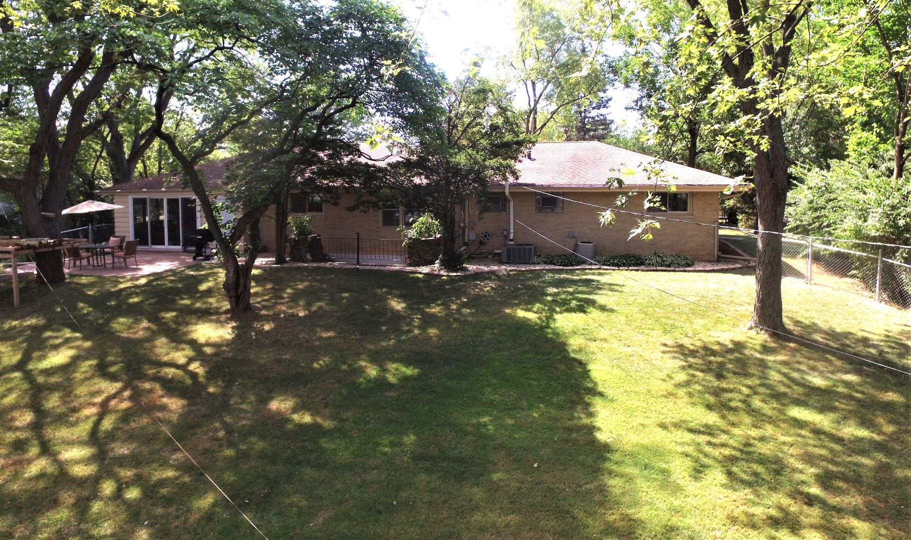 23W050 Hackberry Drive, Glen Ellyn, IL 60137