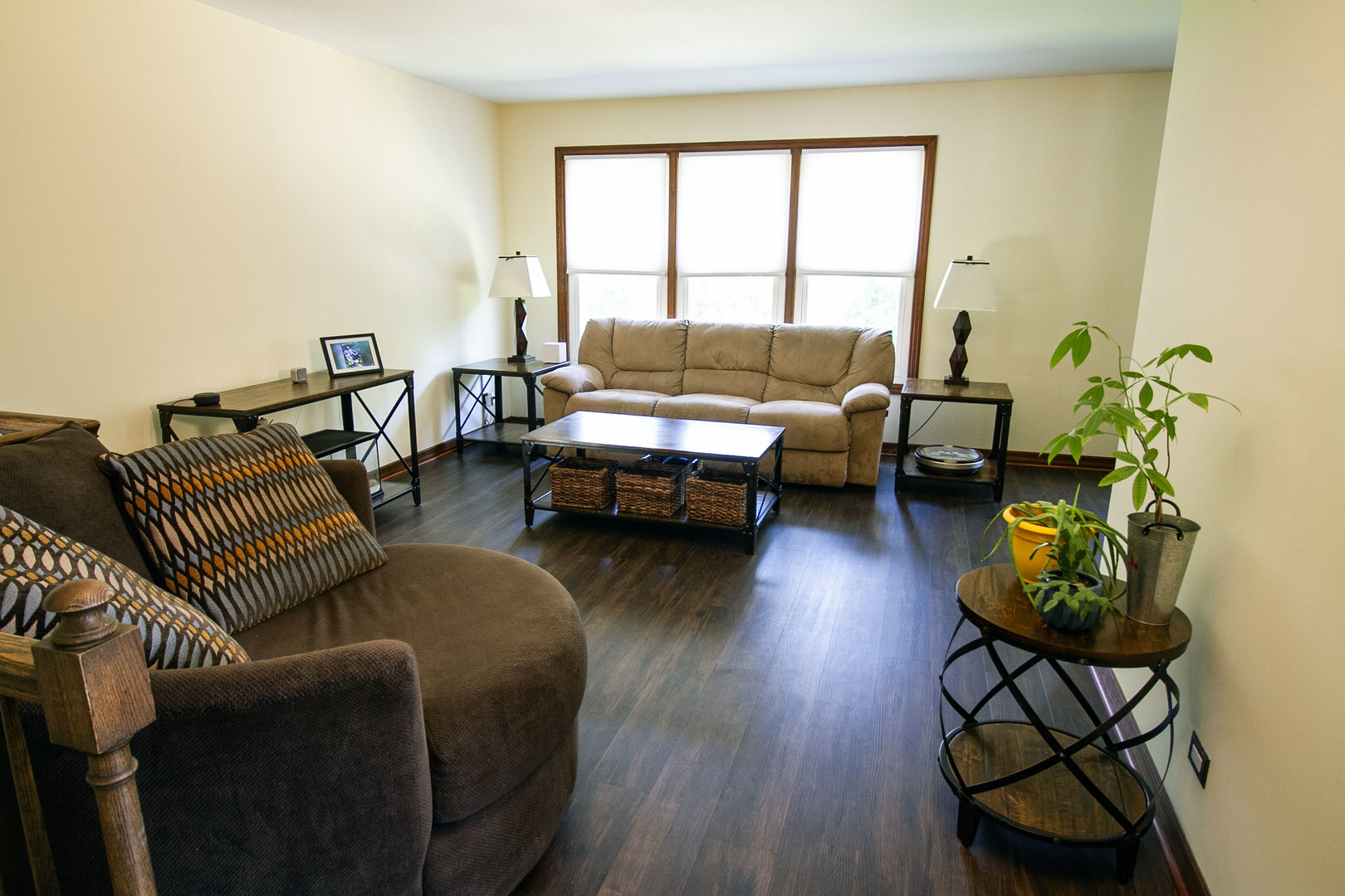 329 Douglas Drive, Bloomingdale, IL 60108