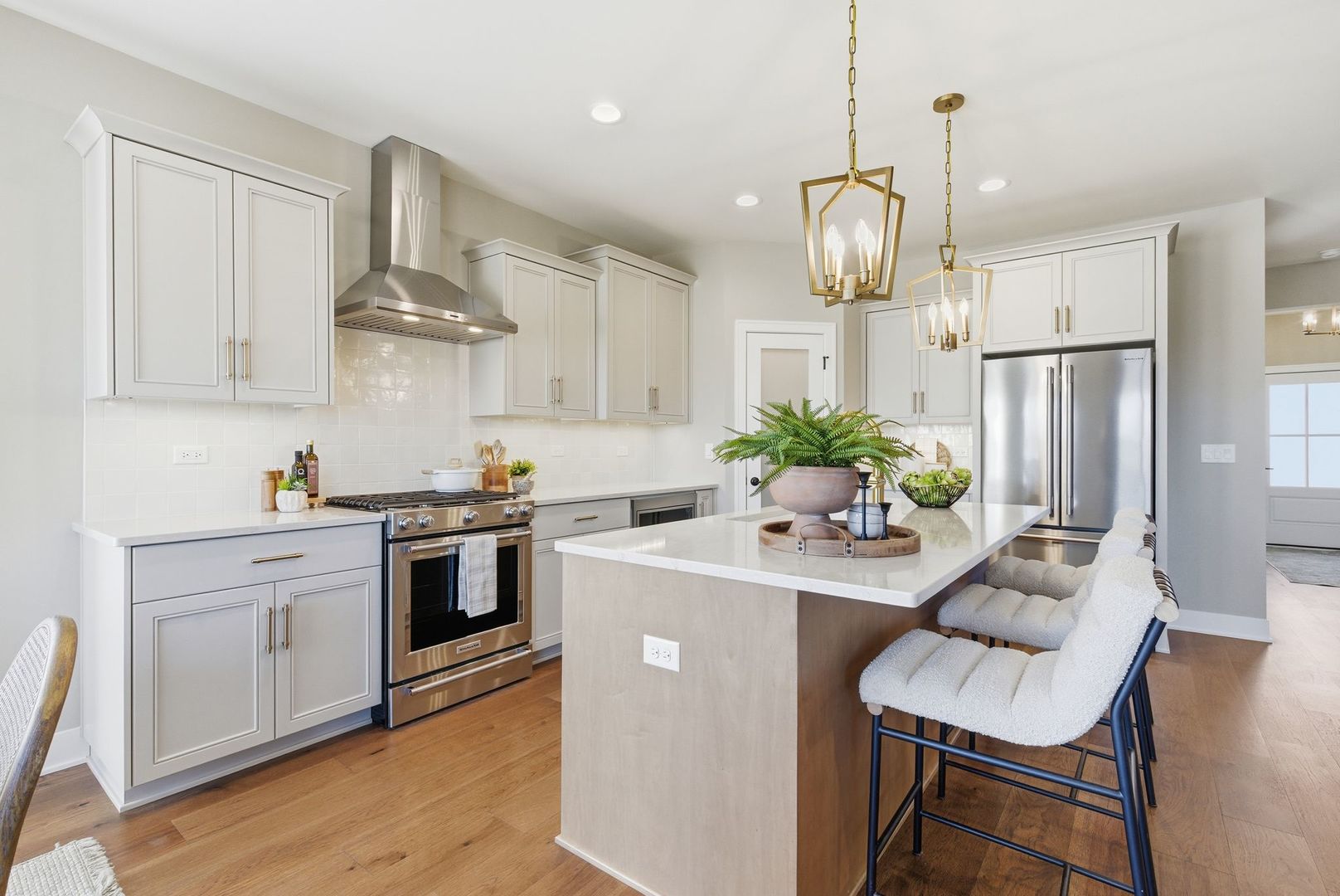 16541 Kayla Drive, Lemont, IL 60439