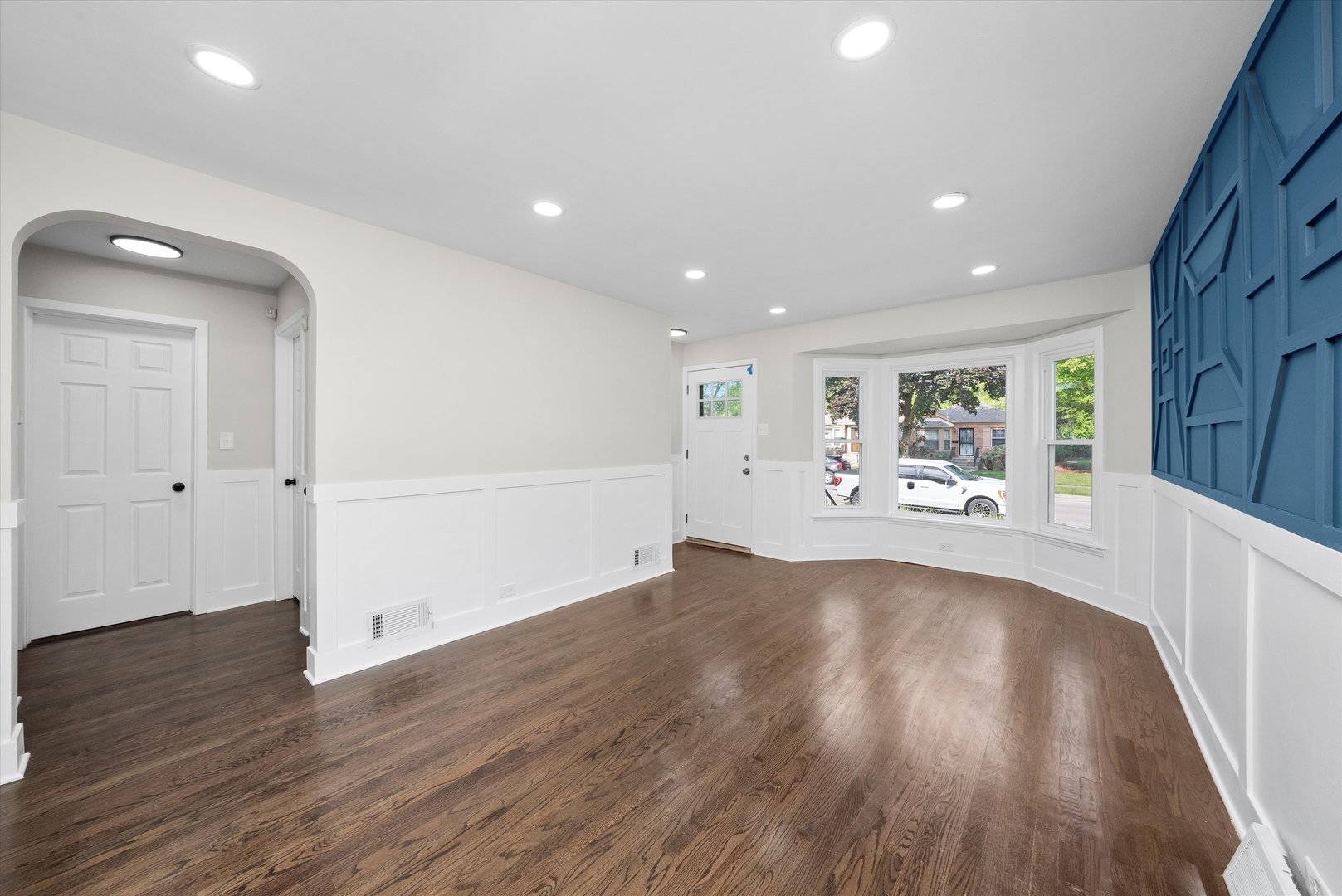 14107 S State Street, Riverdale, IL 60827