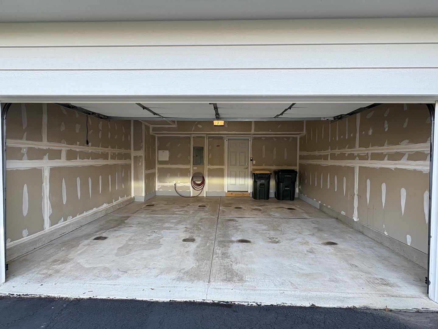 241 Devoe Drive #241, Oswego, IL 60543