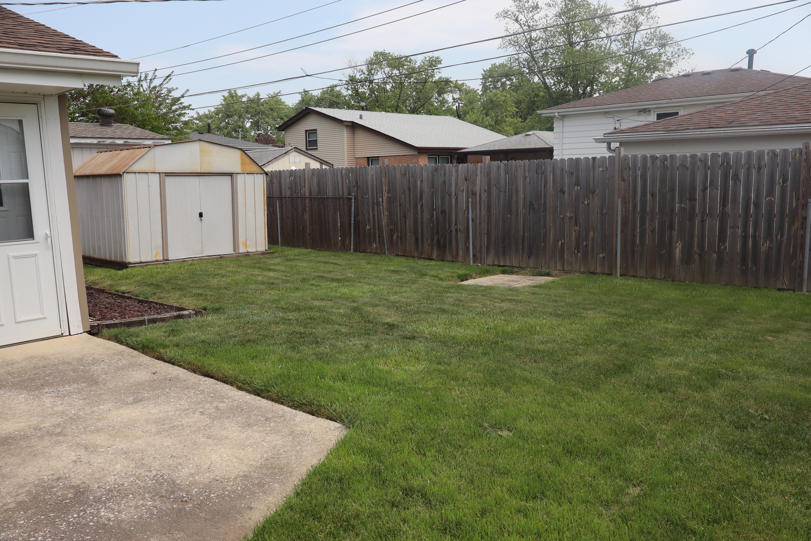 15153 HARDING Avenue, Midlothian, IL 60445