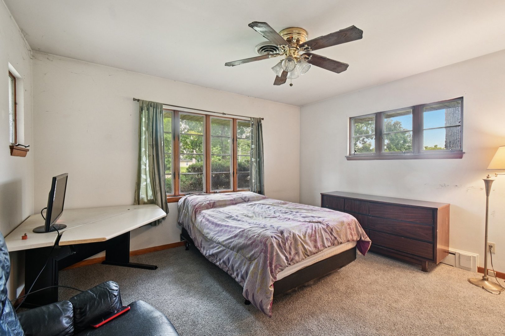38683 N Lewis Avenue, Beach Park, IL 60099