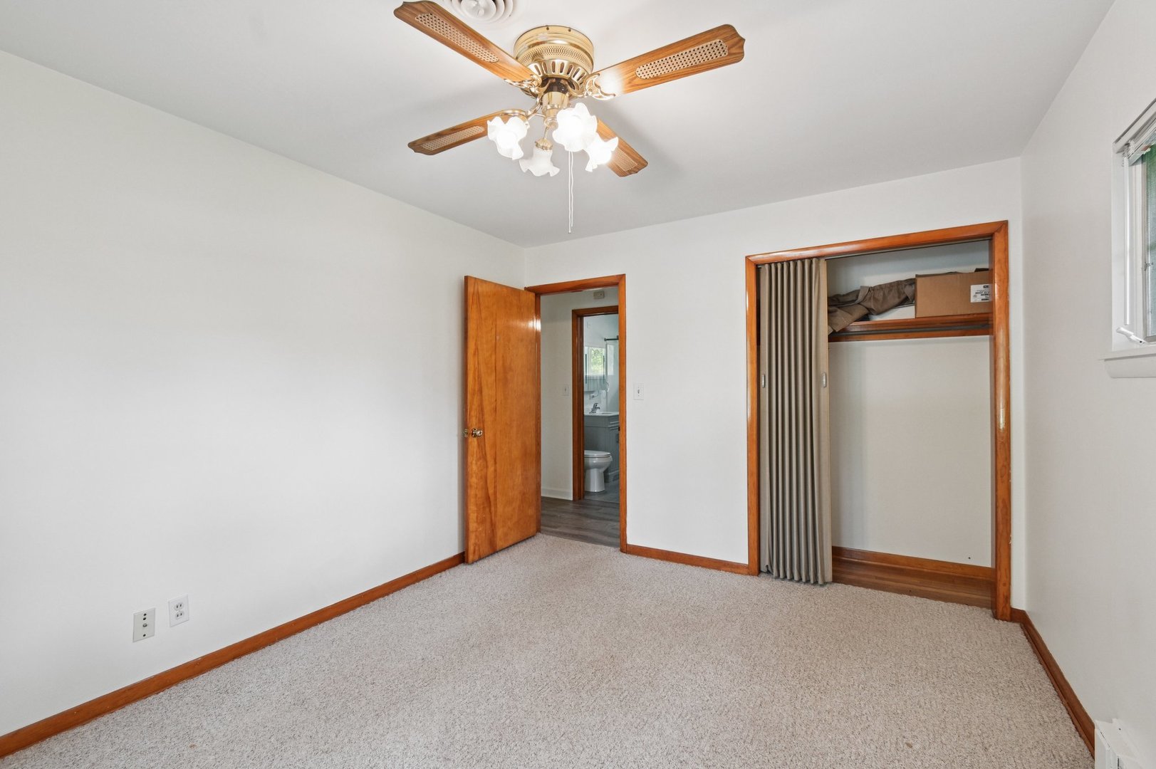 38683 N Lewis Avenue, Beach Park, IL 60099