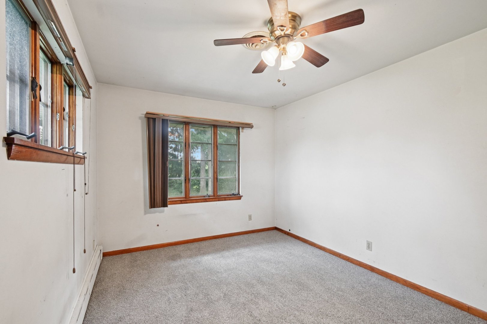 38683 N Lewis Avenue, Beach Park, IL 60099