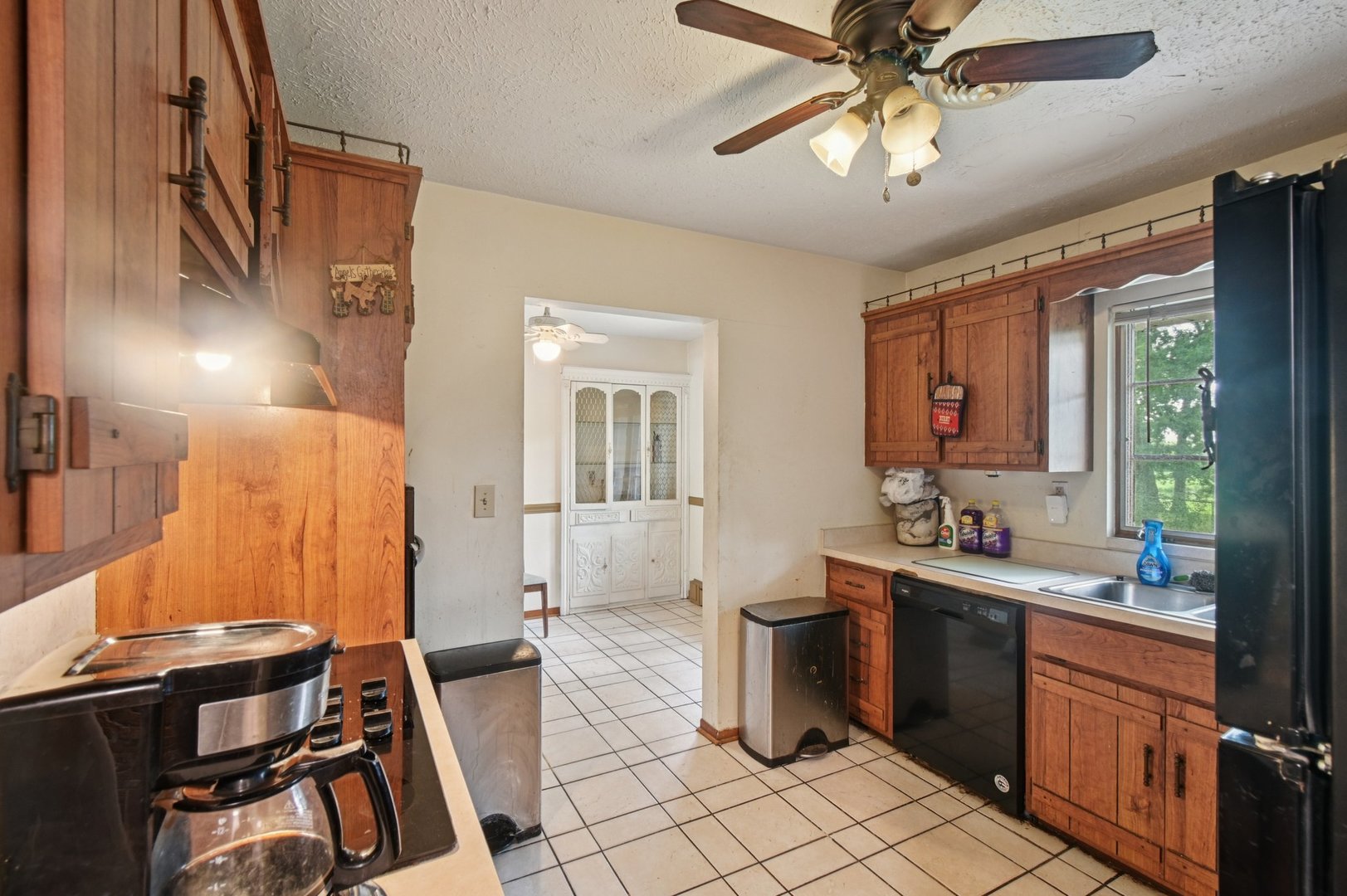 38683 N Lewis Avenue, Beach Park, IL 60099