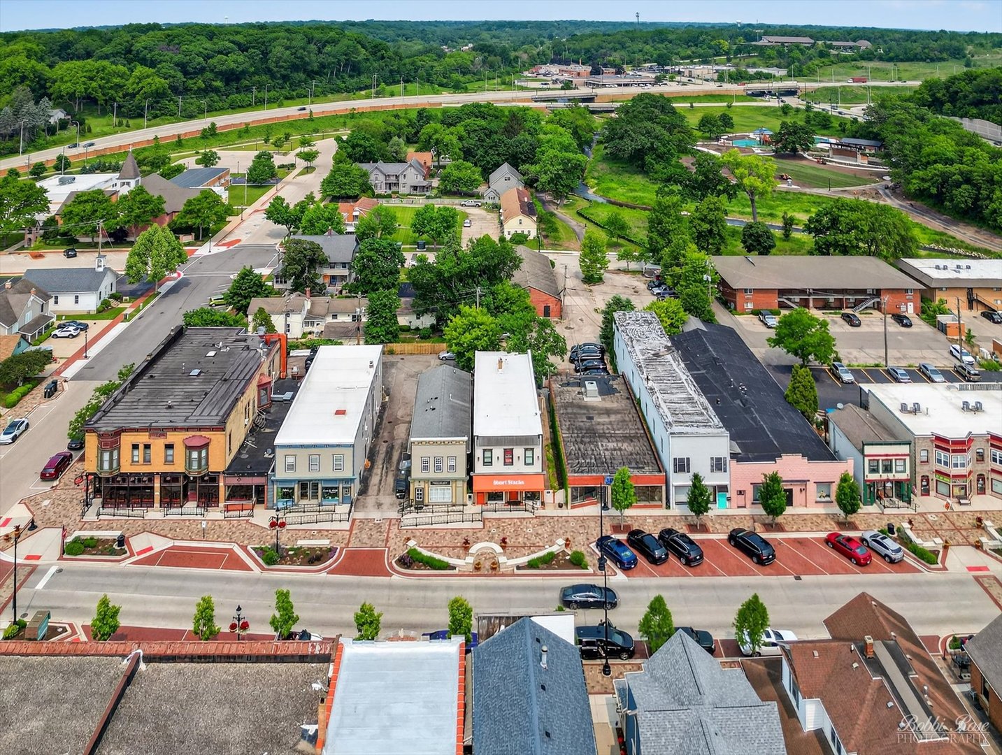 208 S Main Street, Algonquin, IL 60102