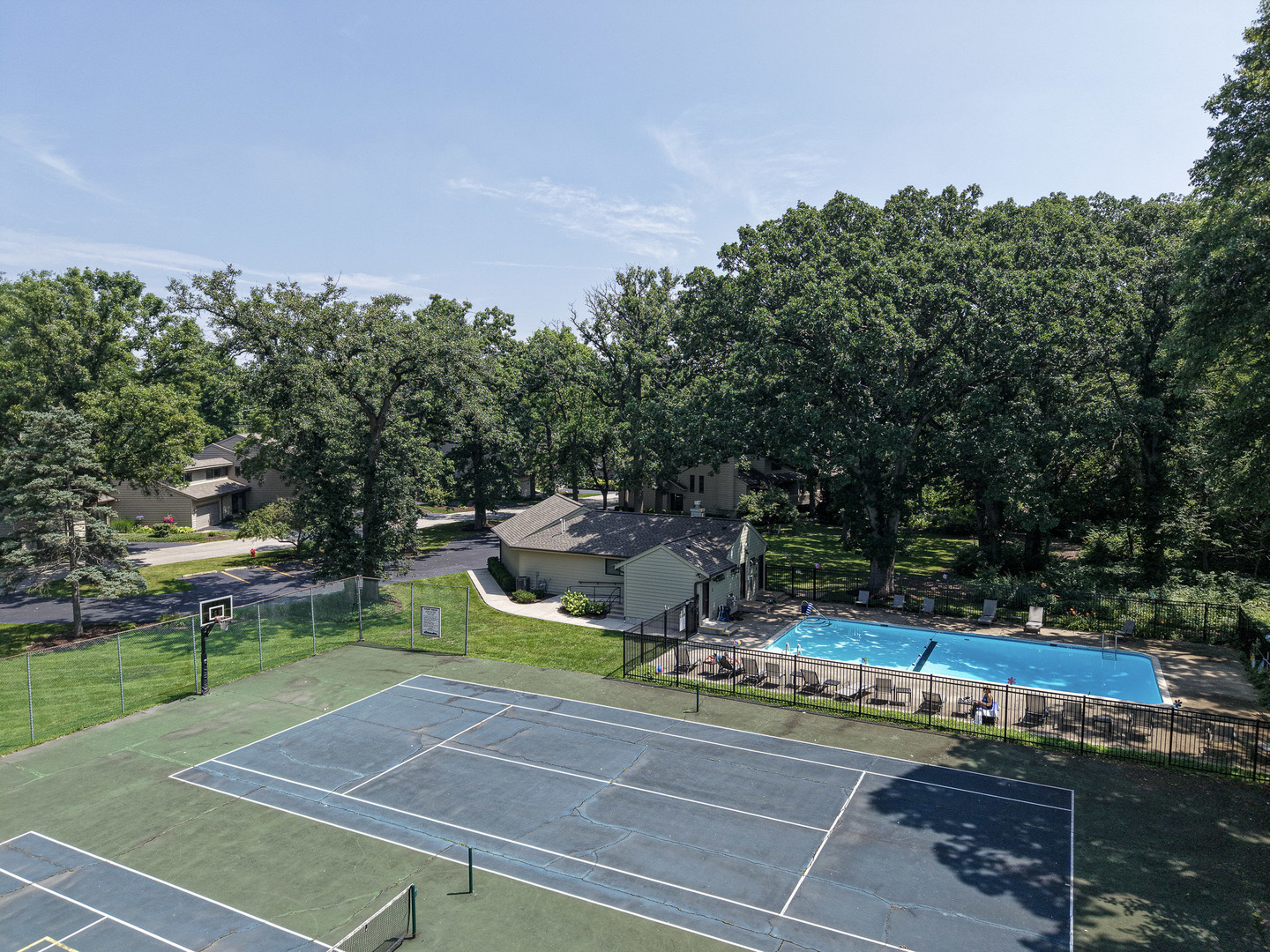 1541 Kirkwood Drive, Geneva, IL 60134
