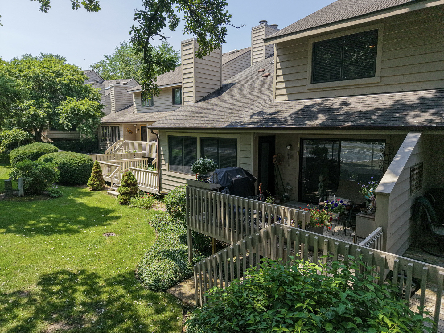 1541 Kirkwood Drive, Geneva, IL 60134