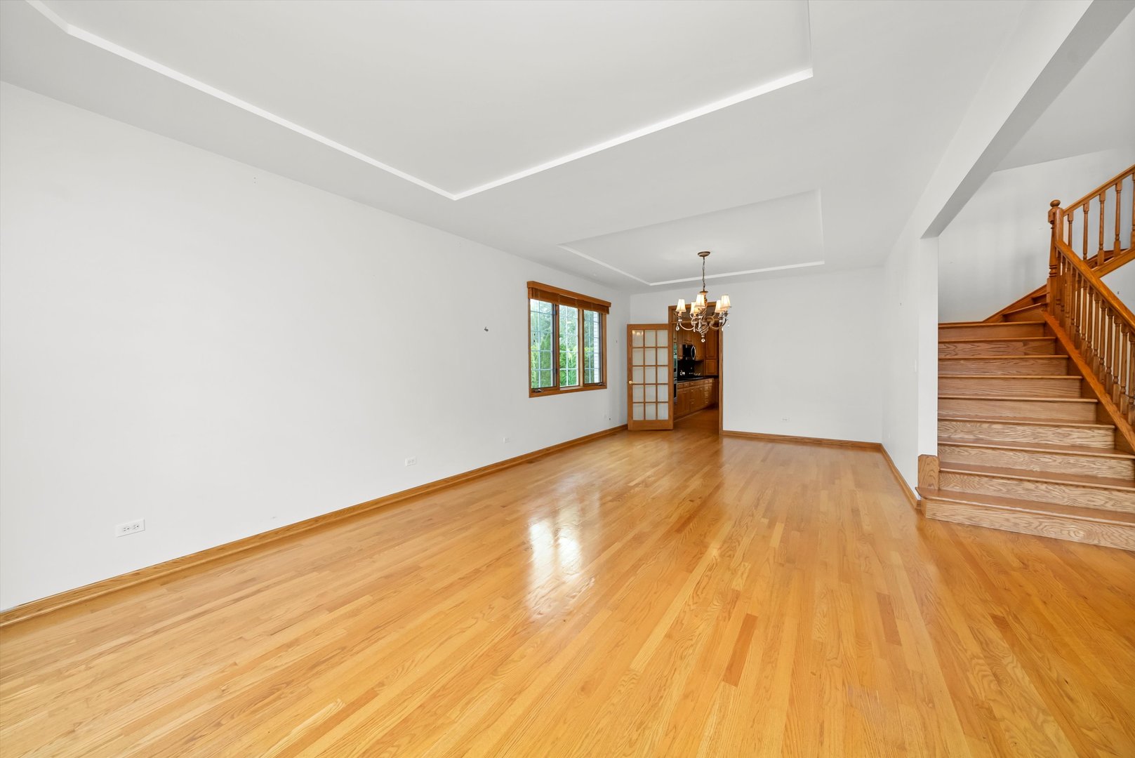 10137 S 86th Court, Palos Hills, IL 60465