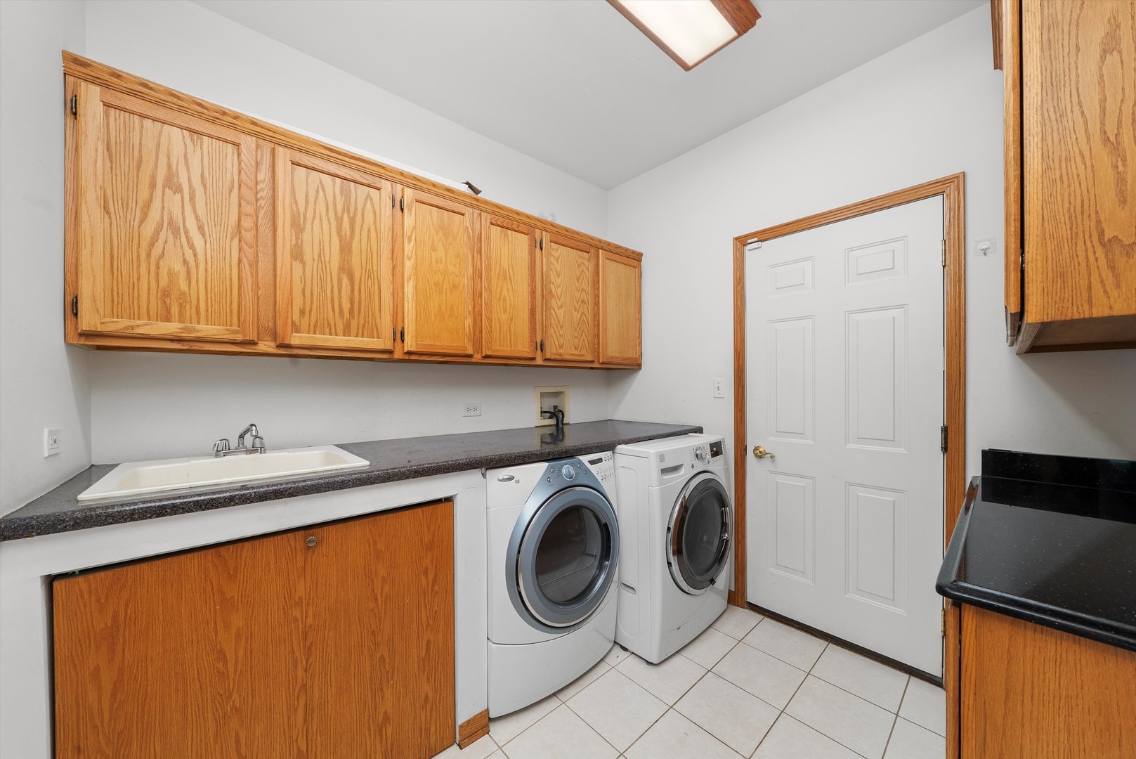 10137 S 86th Court, Palos Hills, IL 60465