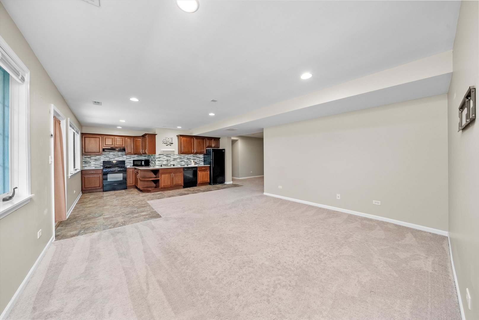 10137 S 86th Court, Palos Hills, IL 60465